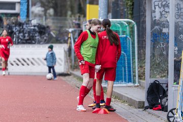 Bild 232 - wCJ Eimsbuettler TV - Holstein Kiel : Ergebnis: 0:1